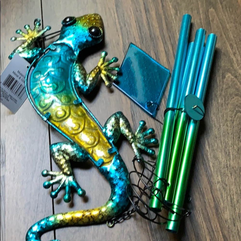 New Iguana Wind Chime - Picture 3 of 12